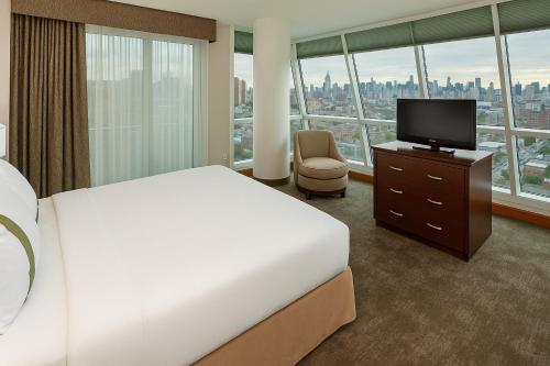 Suite Executive del hotel Holiday Inn Manhattan View. Foto 5