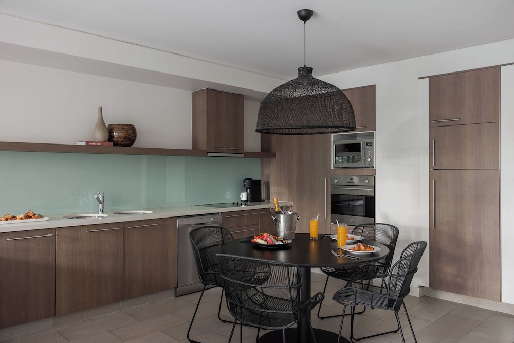 Apartamento, 3 habitaciones del hotel Pullman Palm Cove Sea Temple Resort and Spa. Foto 1