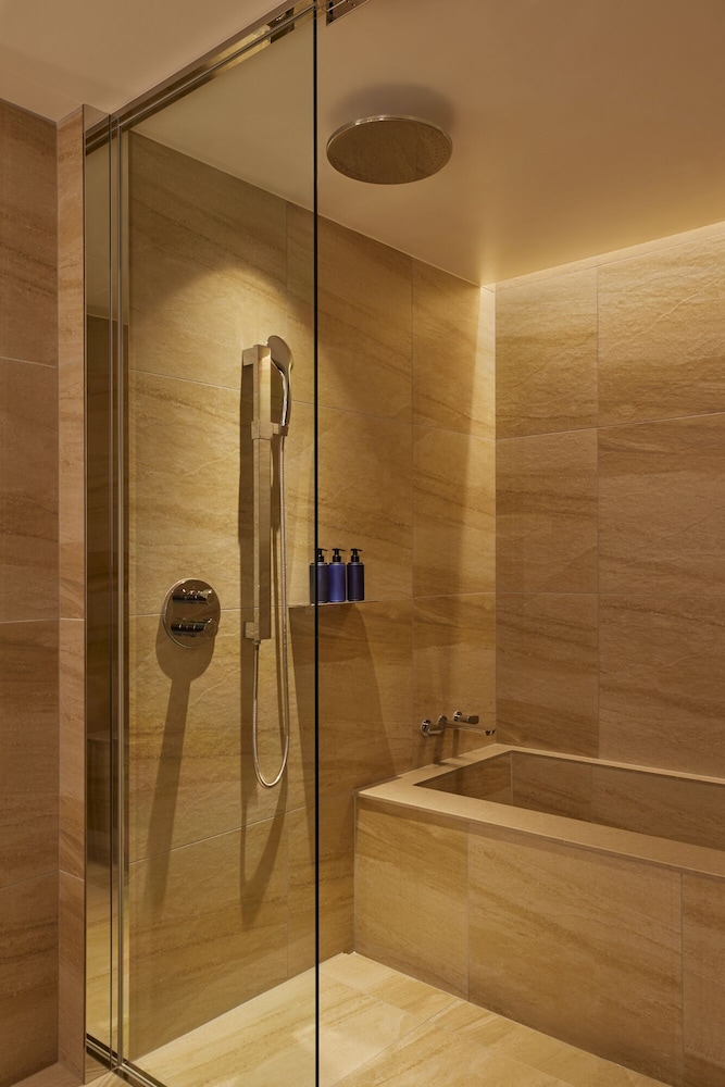 Habitación Deluxe, 1 cama de matrimonio grande del hotel Dusit Thani Kyoto. Foto 3