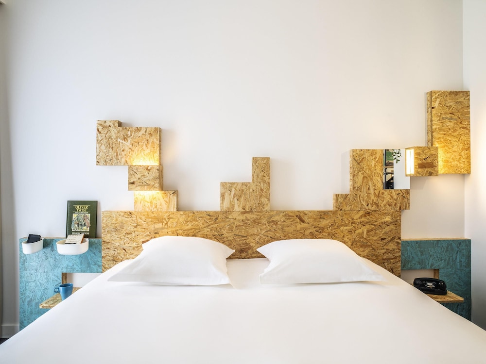 Habitación Pop con cama doble del hotel Greet Rennes Pace