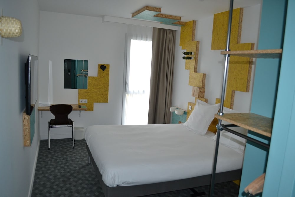 Habitación Pop con cama doble del hotel Greet Rennes Pace. Foto 1