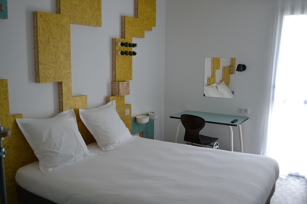Habitación Pop con cama doble del hotel Greet Rennes Pace. Foto 3