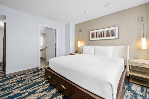 Habitación Individual adaptada para personas con movilidad reducida del hotel Felix River North/magnificent Mile. Foto 5