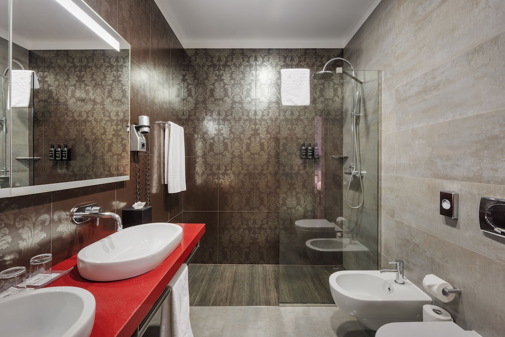 Habitación Deluxe (Cama Supletoria) del hotel Eurostars Palazzo Zichy. Foto 3