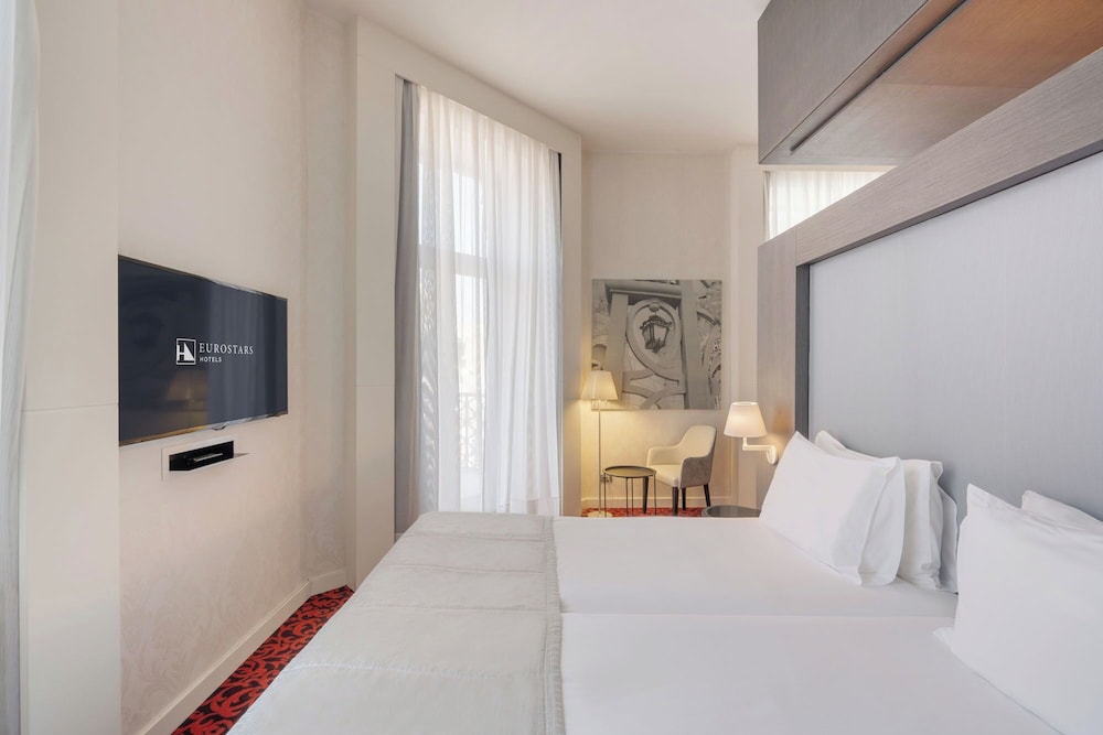 Suite junior del hotel Eurostars Palazzo Zichy. Foto 3