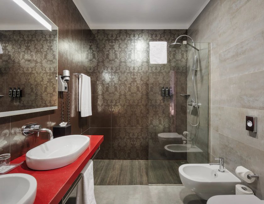 Suite Junior del hotel Eurostars Palazzo Zichy. Foto 4