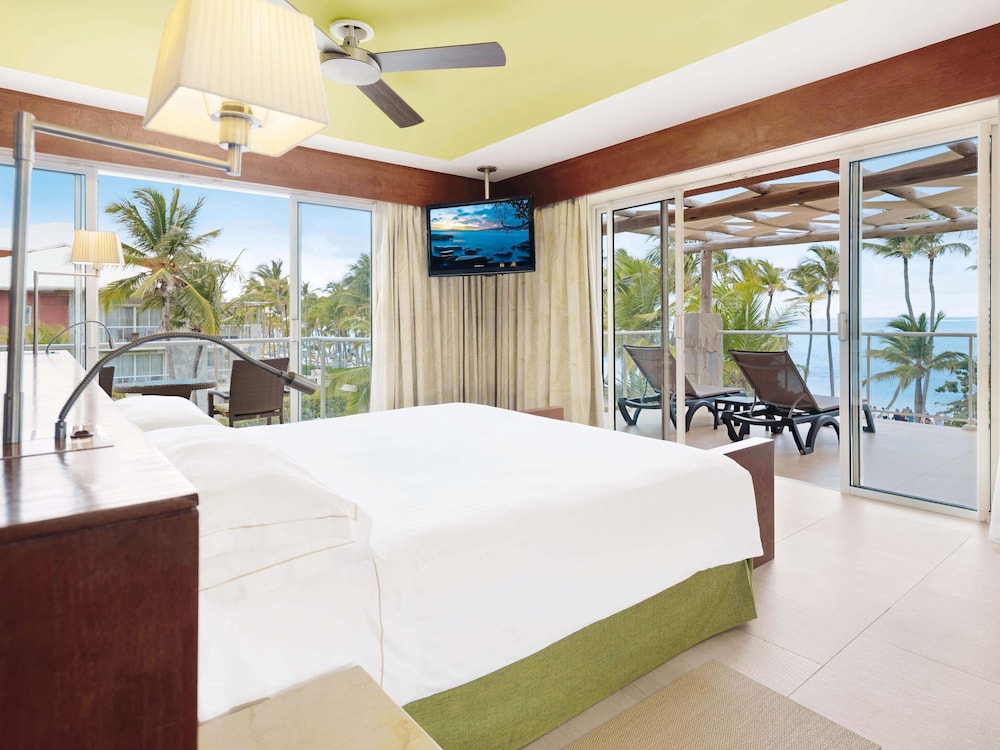Suite panorámica, vistas al mar (Premium Level Room) del hotel Barceló Bávaro Palace - All Inclusive. Foto 1