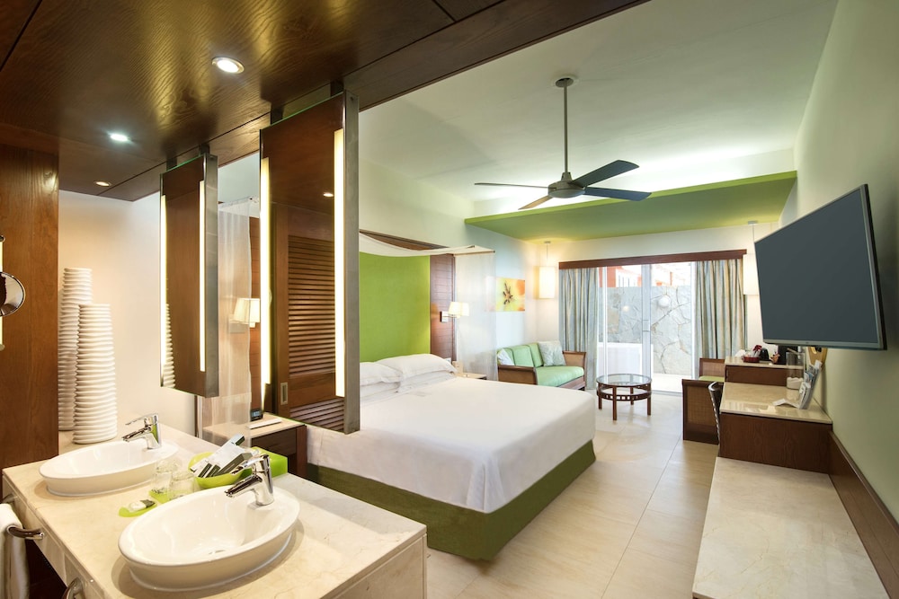 Suite junior (Family Premium Level) del hotel Barceló Bávaro Palace - All Inclusive. Foto 1
