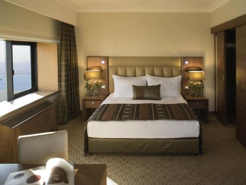 Habitación Familiar del hotel Mövenpick Izmir. Foto 1