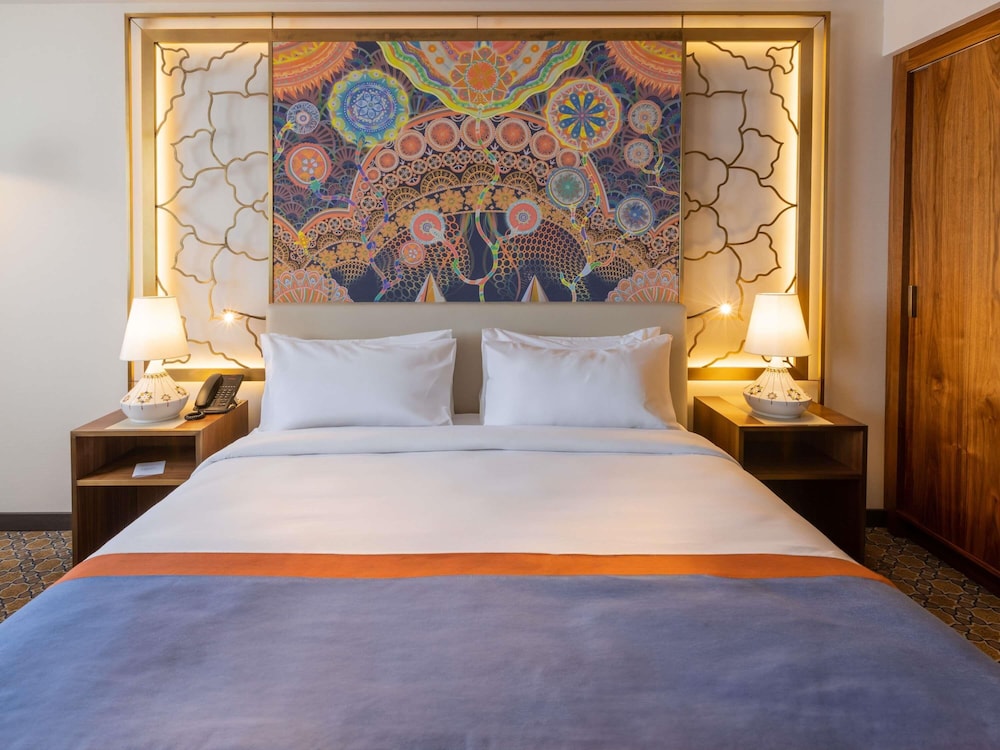 Habitación Privilegiada con 1 cama king size y vistas a la bahía del hotel Mercure Alger Palais Des Congres. Foto 3