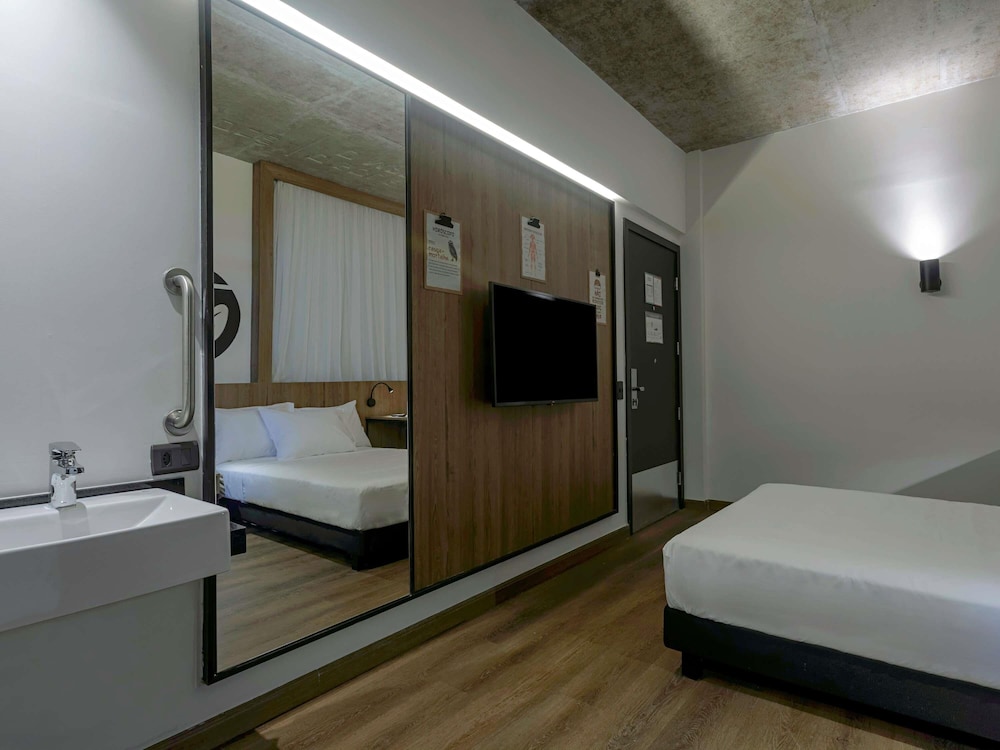Habitación accesible con 1 cama doble del hotel Ibis Styles Maceió Pajuçara. Foto 3