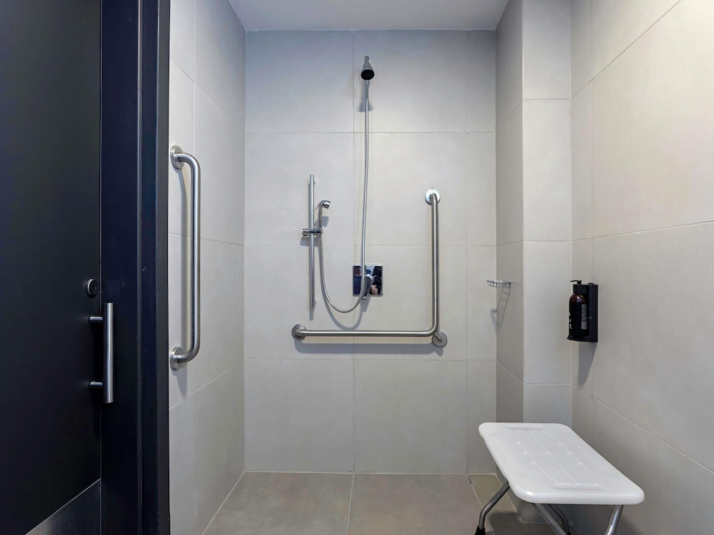 Habitación accesible con 1 cama doble del hotel Ibis Styles Maceió Pajuçara. Foto 4