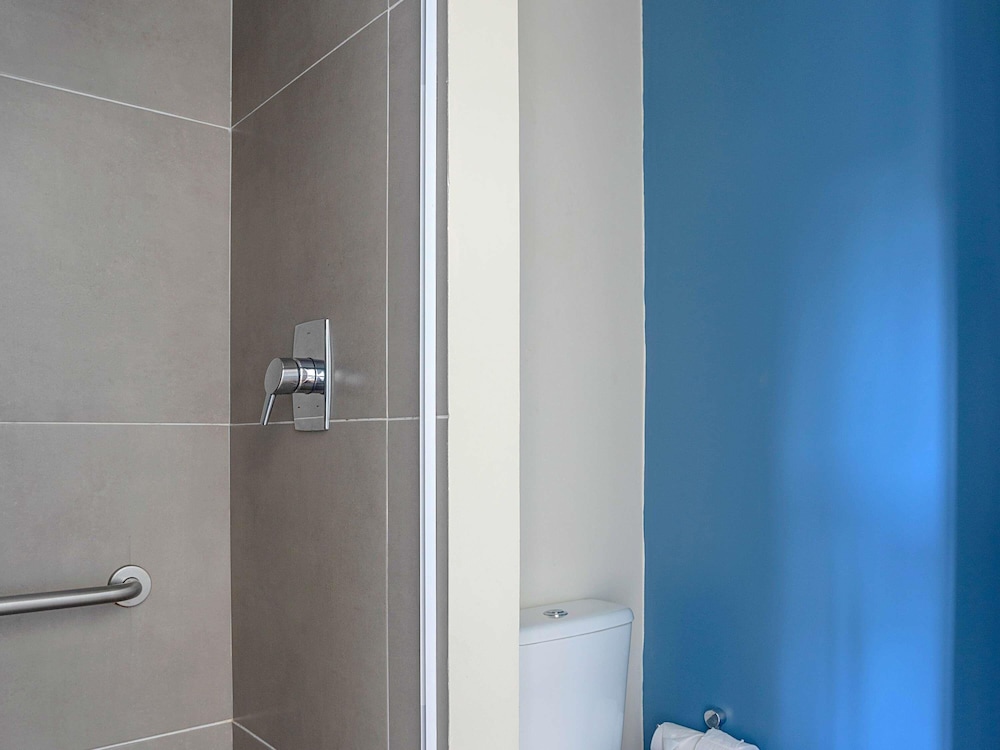 Habitacion Standard con 1 cama doble del hotel Ibis Budget Maceió Pajuçara. Foto 5