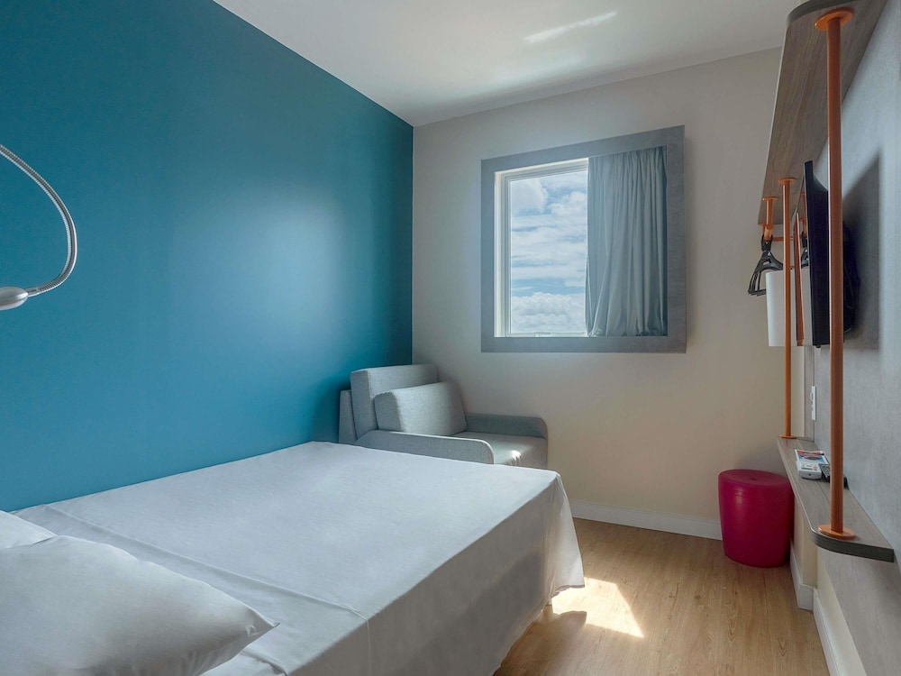 Habitacion Standard con 1 cama doble del hotel Ibis Budget Maceió Pajuçara. Foto 6