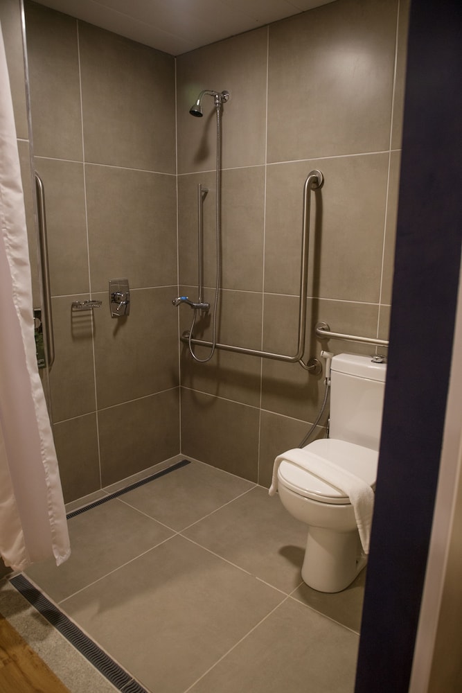Habitación Standard Discapacitados con 1 cama individual del hotel Ibis Budget Maceió Pajuçara. Foto 8