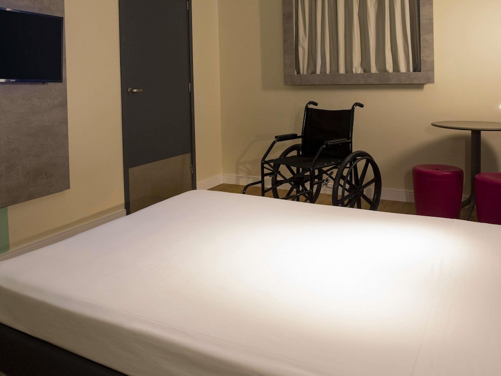 Habitacion Standard discapacitados con 1 cama doble del hotel Ibis Budget Maceió Pajuçara. Foto 6