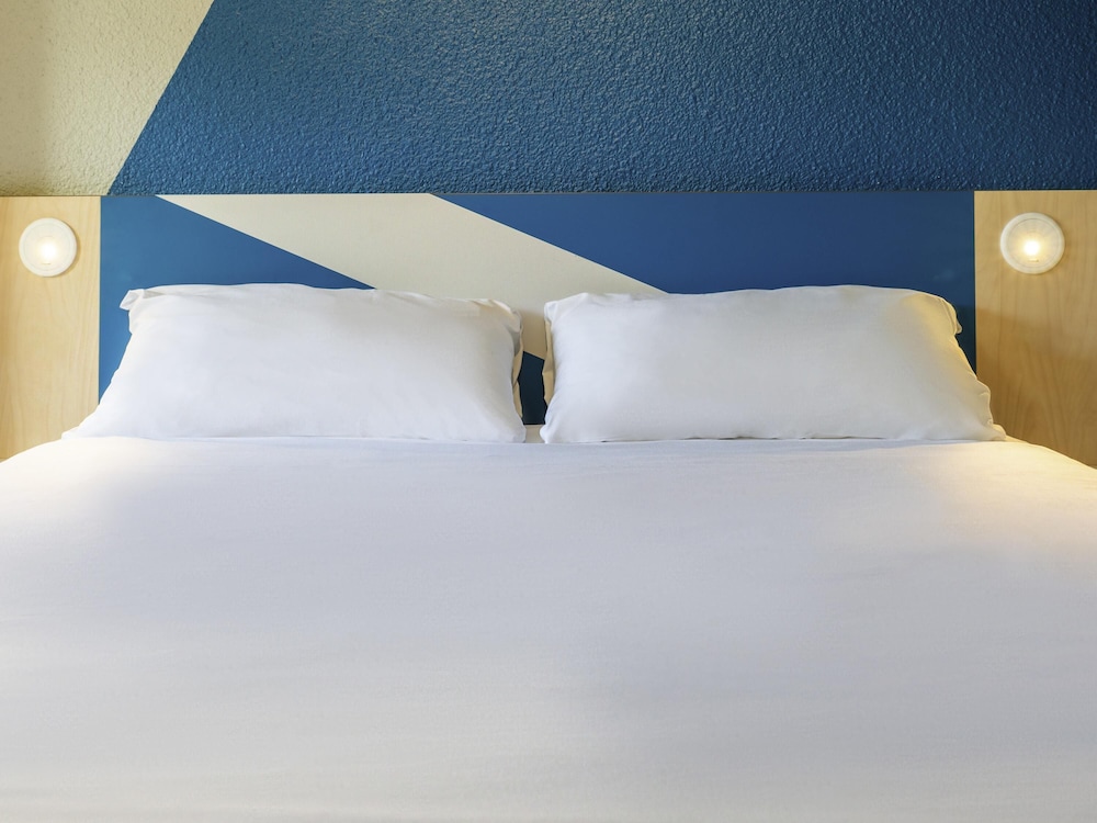 Habitación estándar con una cama doble del hotel Ibis Budget Tours Sud