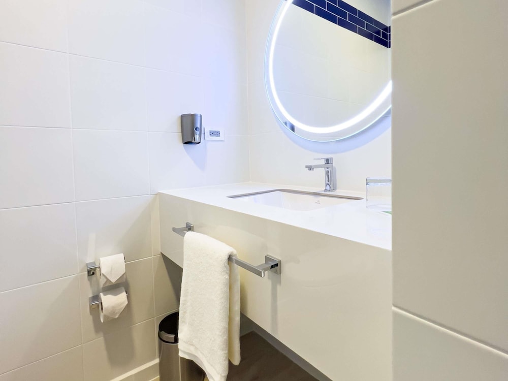 Habitación estándar, 1 cama doble del hotel Ibis Styles El Malecon Guayaquil. Foto 5