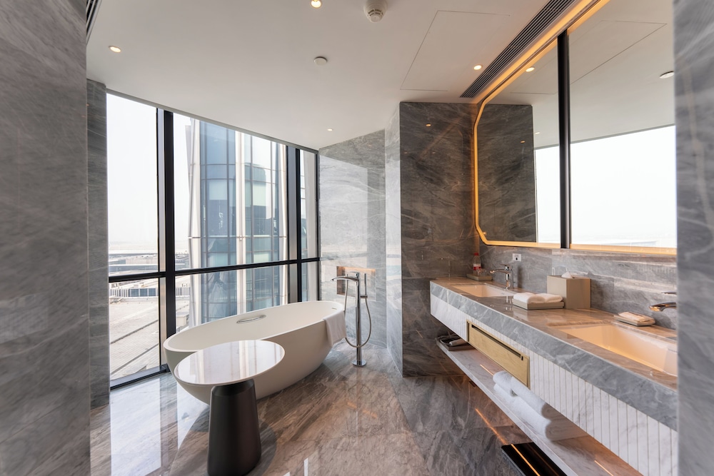 1 cama king size, acceso al Club, Deluxe del hotel Hyatt Regency Hangzhou International Airport. Foto 3