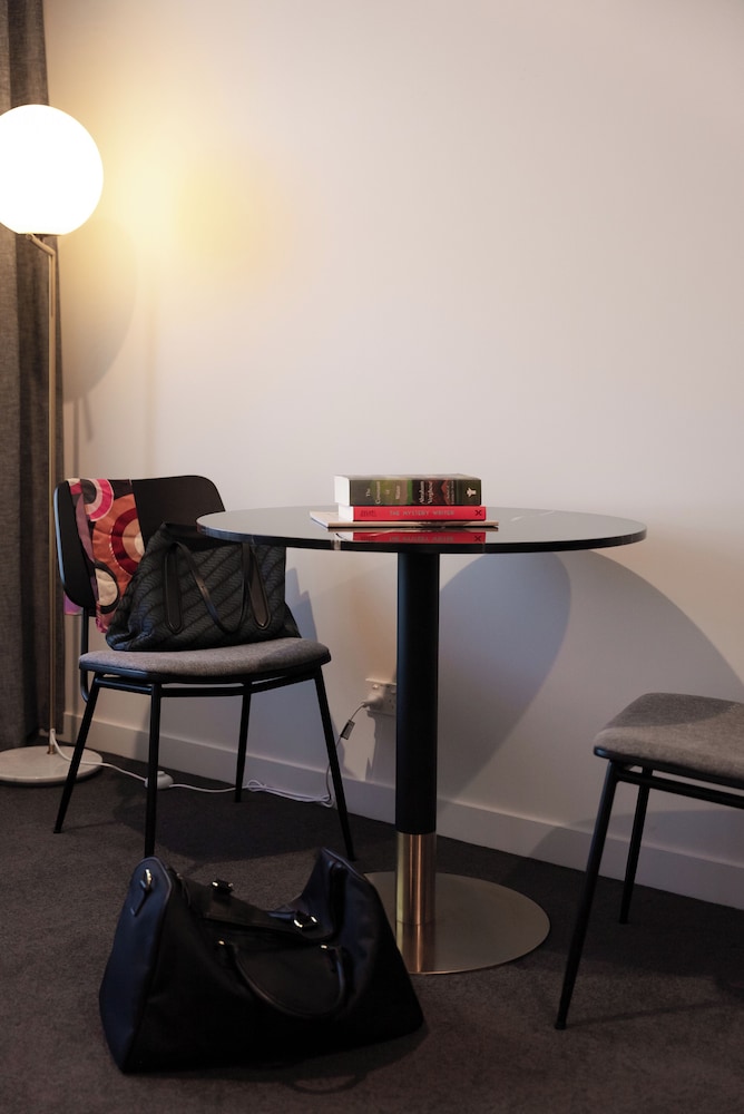 Habitación King Deluxe del hotel Mantra Tonsley Adelaide. Foto 3