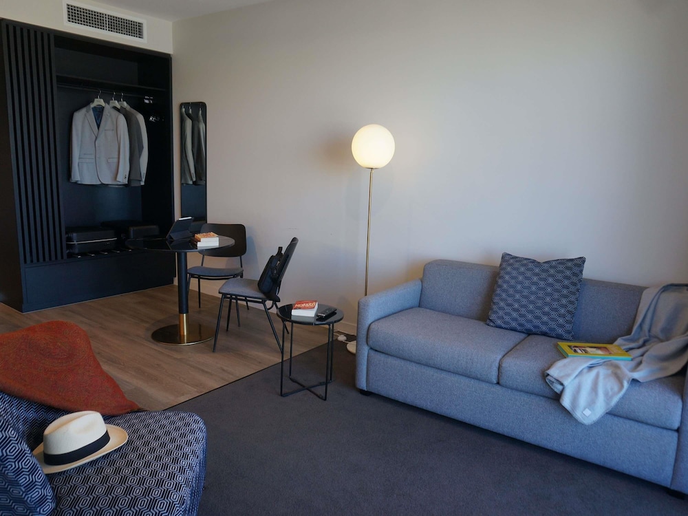 Apartamento Superior con Cama King del hotel Mantra Tonsley Adelaide. Foto 3