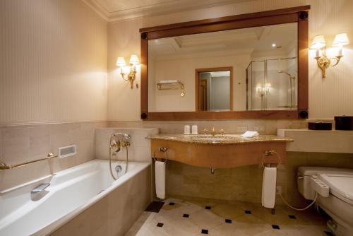 Habitación Doble Deluxe con 2 camas individuales - Plantas executive 27 y 28 - No fumadores del hotel Grand Nikko Tokyo Daiba