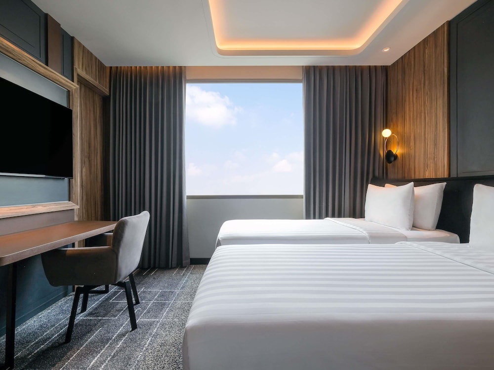 Suite Ejecutiva con cama gemela del hotel Mercure Tangerang Centre