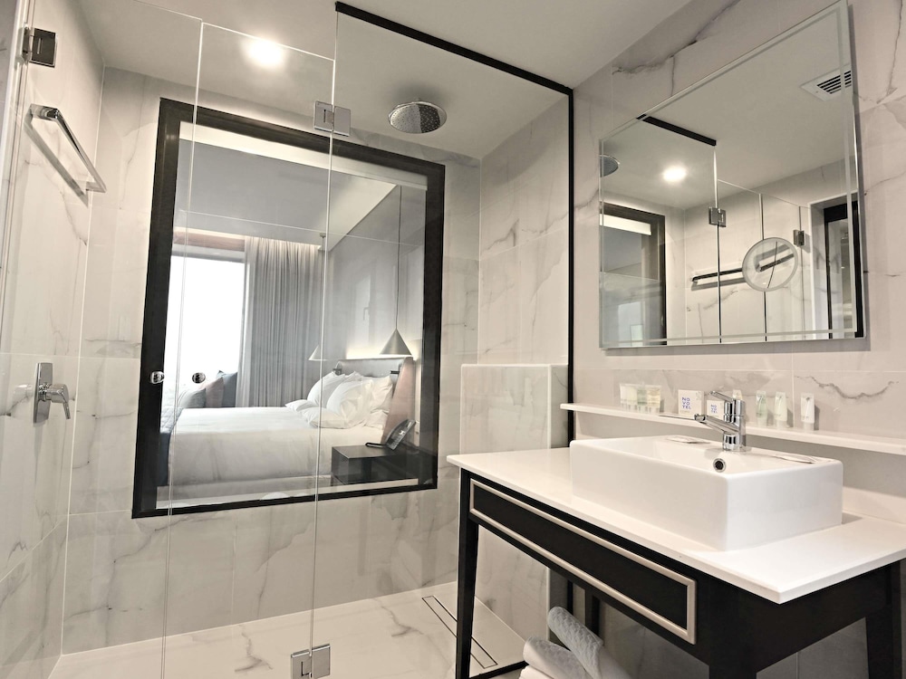 Habitación Superior en piso ejecutivo del hotel Novotel Santa Cruz De La Sierra. Foto 5