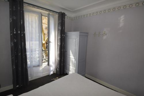 Habitación Doble con ducha y aseo privados del hotel Port Royal Hotel. Foto 9