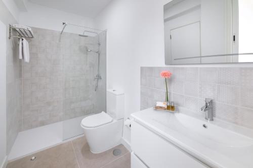 Habitación Doble con balcón del hotel Boutique Maga. Foto 8