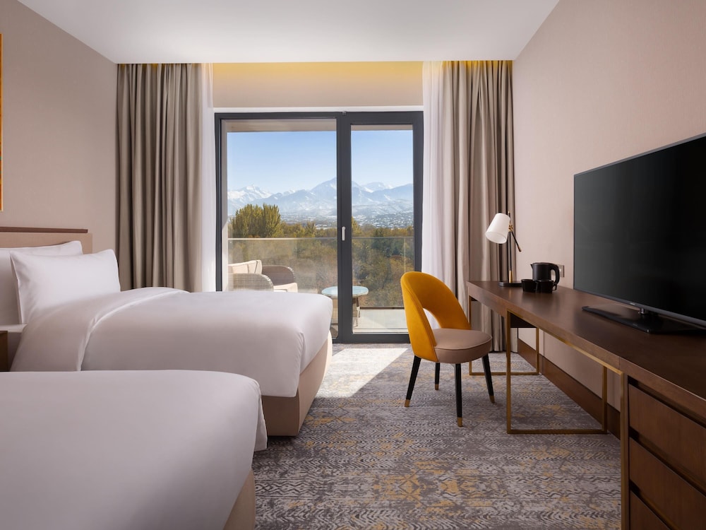 Habitación clásica con 2 camas individuales, 2 camas individuales, vistas a la montaña del hotel Swissôtel Wellness Resort Alatau Almaty