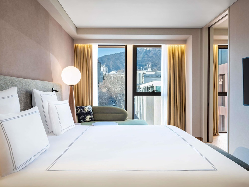 Suite del hotel Swissôtel Tbilisi