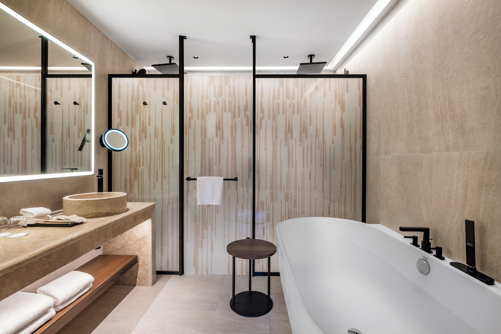 Suite del hotel Swissôtel Tbilisi. Foto 5