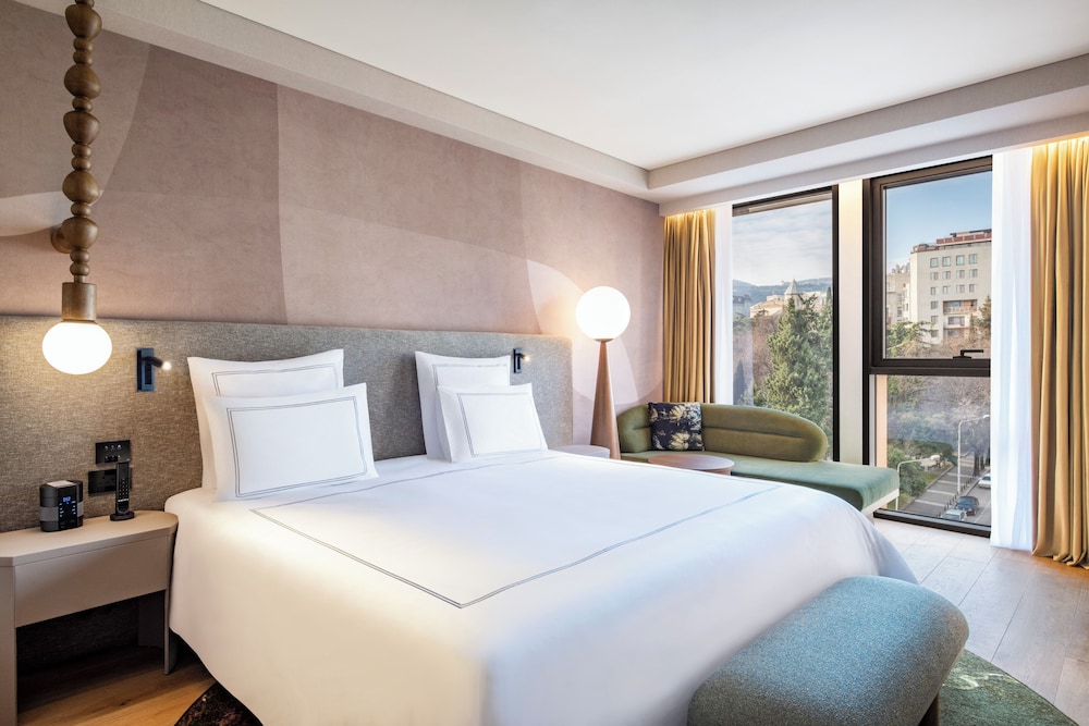 Suite del hotel Swissôtel Tbilisi. Foto 6