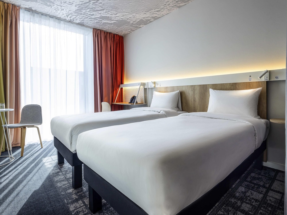 Habitación estándar con 2 camas individuales del hotel Ibis Almaty Jetisu