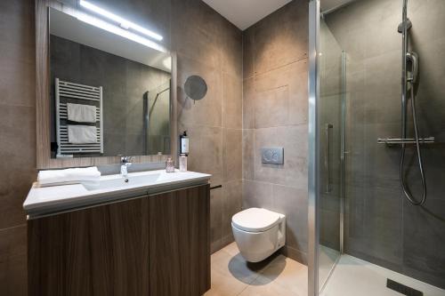 Habitación Doble del hotel NEMEA Appart Paris Levallois. Foto 6