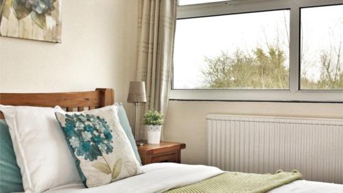 Habitación Doble Estándar con baño compartido del hotel Crystal Lodge. Foto 1