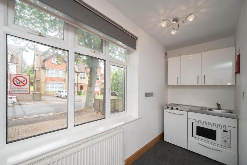 Estudio Doble Deluxe del hotel Flexistay Aparthotel Sutton. Foto 9