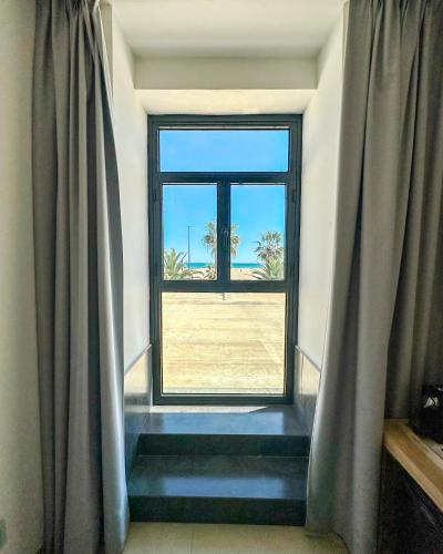 Junior Suite Vistas al Mar del hotel El Coso. Foto 7