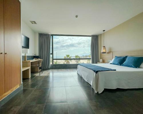 Suite con vistas al mar del hotel El Coso. Foto 7