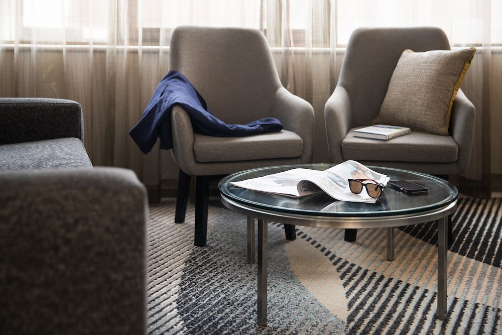 Suite Ejecutiva 1 Cama King del hotel Novotel Sydney Parramatta. Foto 19
