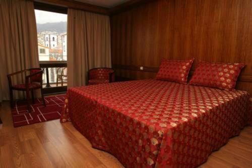 Habitación Doble Superior con balcón del hotel Catedral. Foto 2