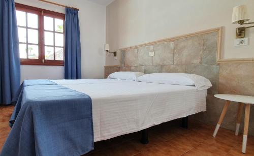 Apartamento de 1 dormitorio - Planta baja del hotel Las Palmeras. Foto 4