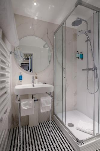 Habitación Doble Clásica del hotel Jardin le Brea. Foto 9