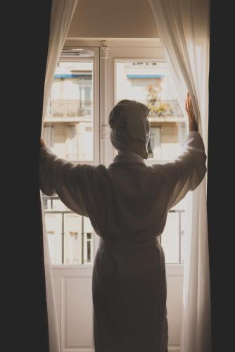 Suite con vistas a la ciudad del hotel 1.75 Paris La Sève. Foto 5