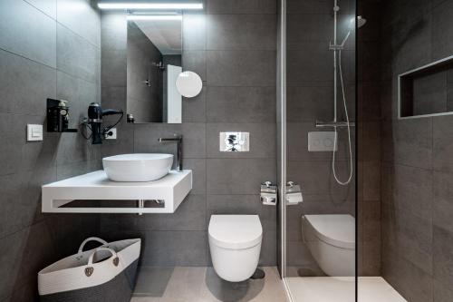 Apartamento Estudio con terraza en la azotea del hotel limehome Sevilla Ronda de Capuchinos. Foto 7