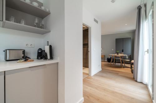 Apartamento Estudio con terraza en la azotea del hotel limehome Sevilla Ronda de Capuchinos. Foto 16