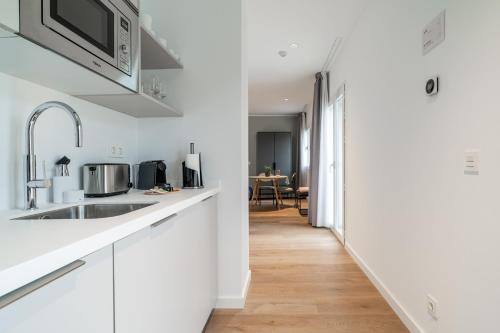 Apartamento Estudio con terraza en la azotea del hotel limehome Sevilla Ronda de Capuchinos. Foto 17