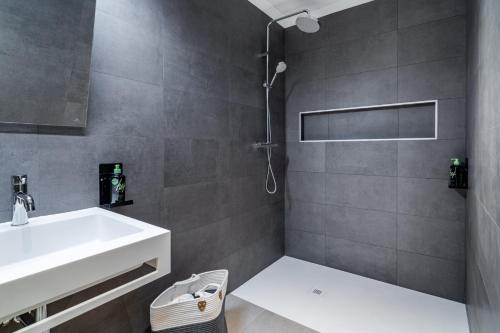 Estudio - Adaptado para personas con movilidad reducida del hotel limehome Sevilla Ronda de Capuchinos. Foto 7