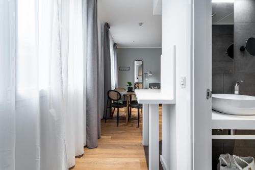 Apartamento de 1 dormitorio del hotel limehome Sevilla Ronda de Capuchinos. Foto 2